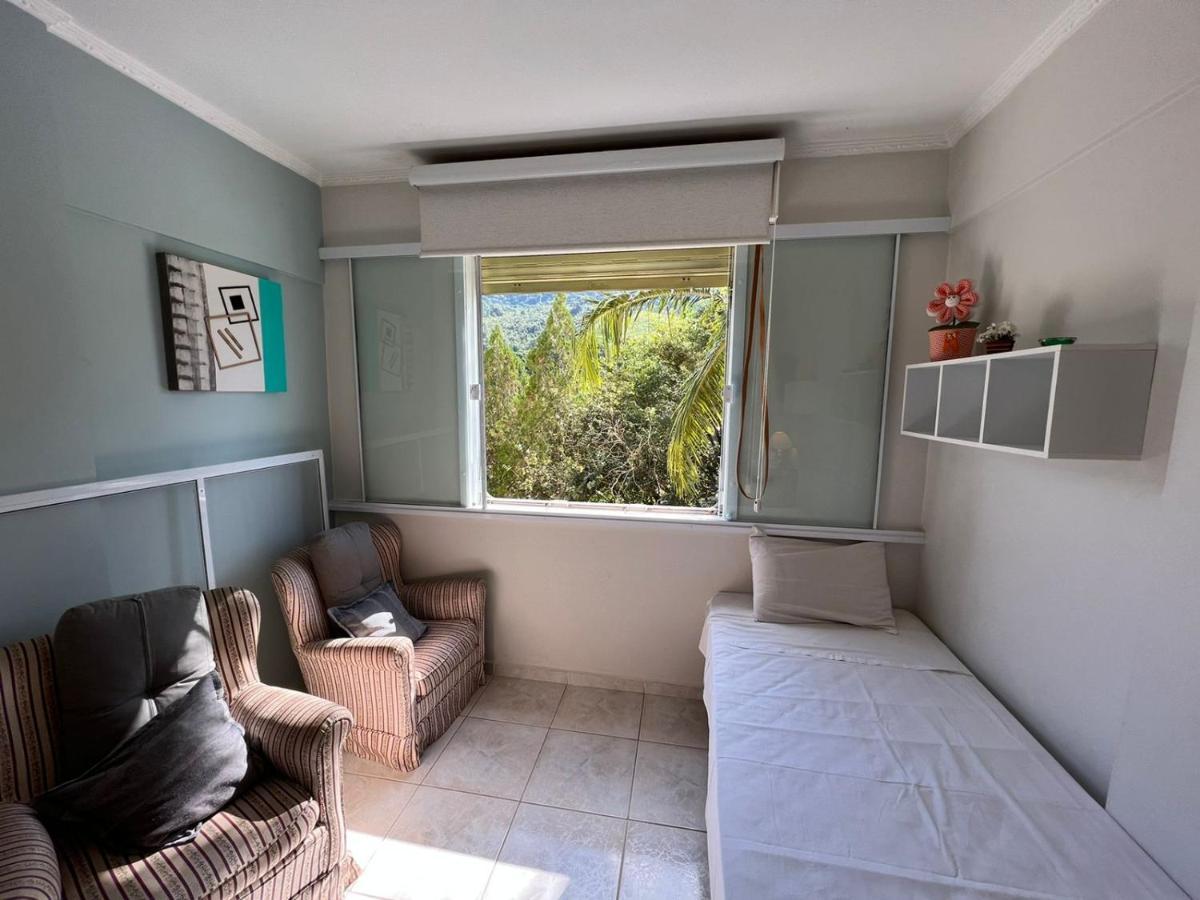 Апартаменти Agradavel Flat - Cavalinho Branco - Агуас-ді-Ліндоя Екстер'єр фото